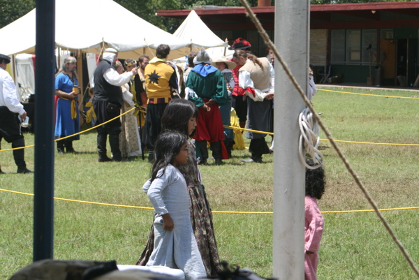 178_fencers_kate_niki