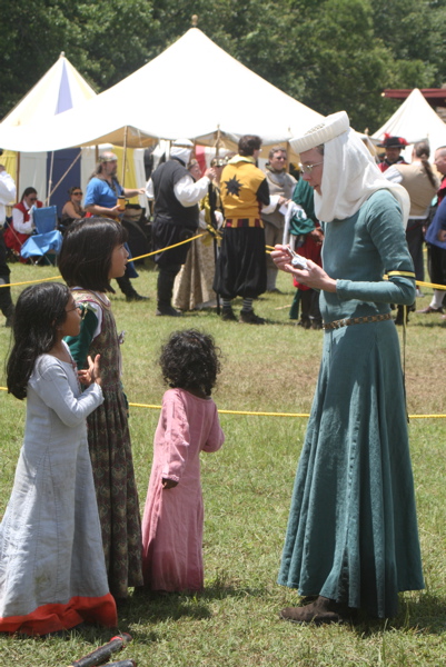 183_kate_niki_emma_asha