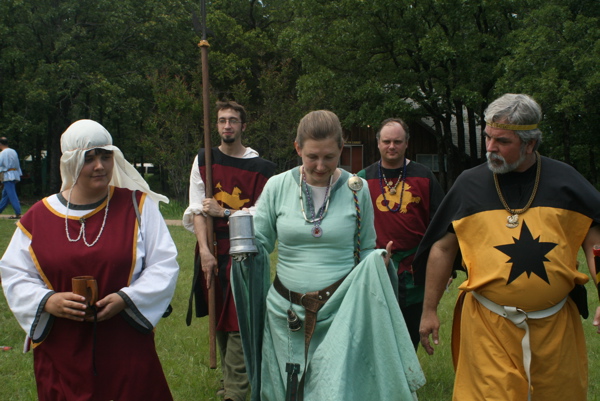 225_rhiannon_entourage