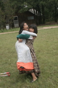 064_niki_kate_hug